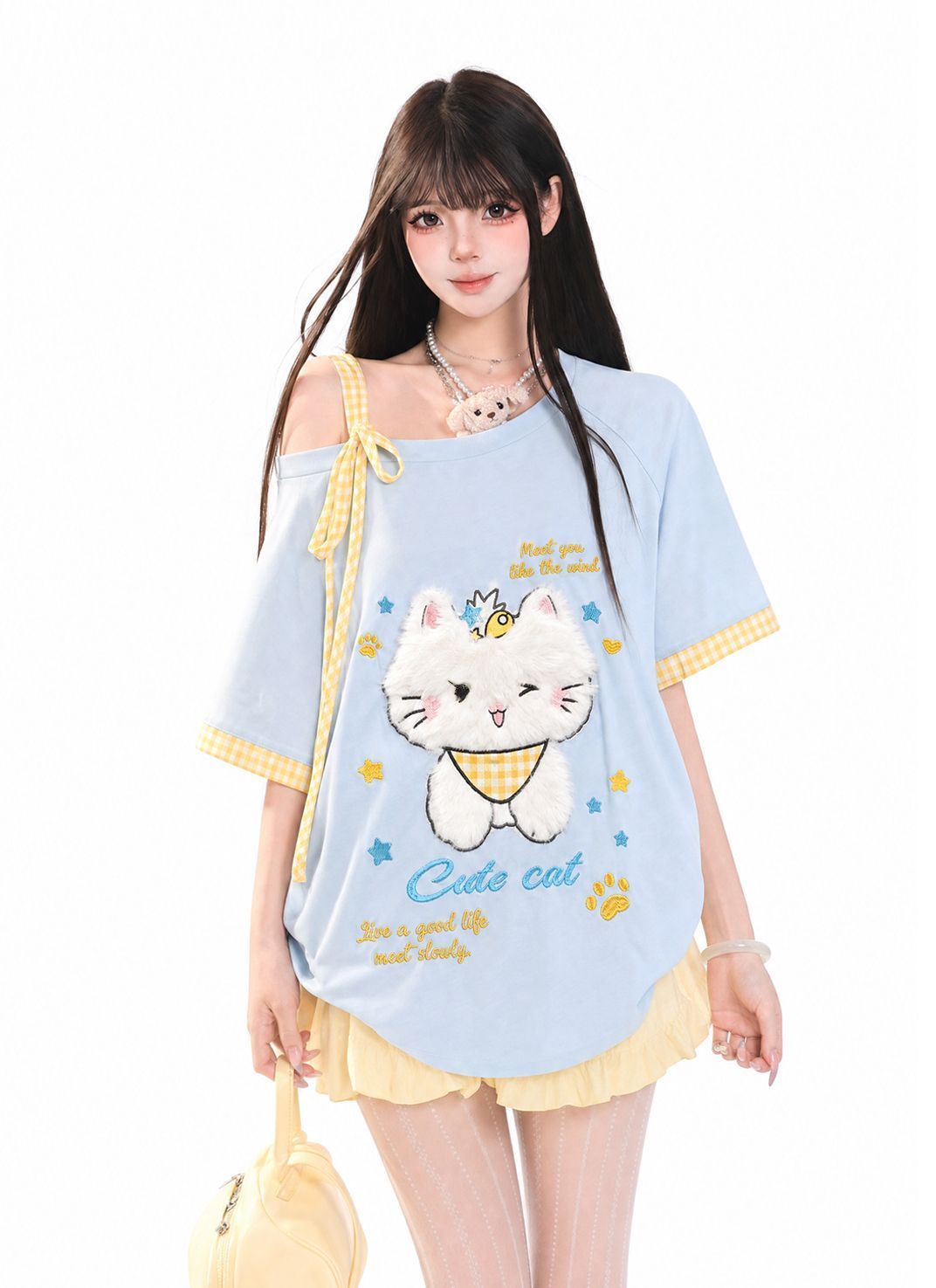 ふわふわ♡ オフショルダー 刺繍 ゆったり リボン Tシャツ C-50030