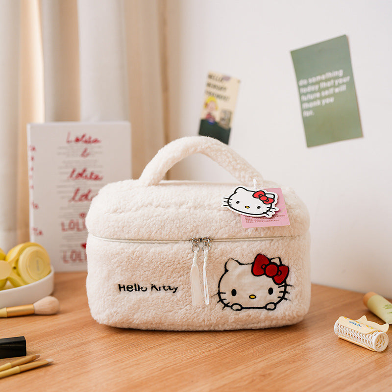 大容量 ふわもこ 刺繍 持ち手付き 化粧ポーチ C-554